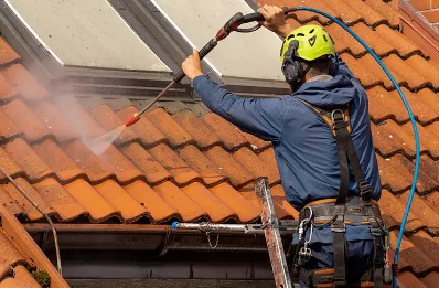 Démoussage et hydrofuge de toiture à Grailhen